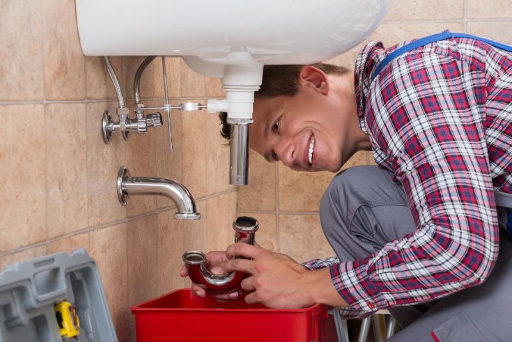 DIY Plumbing: What You Can and Shouldn’t Do Yourself
